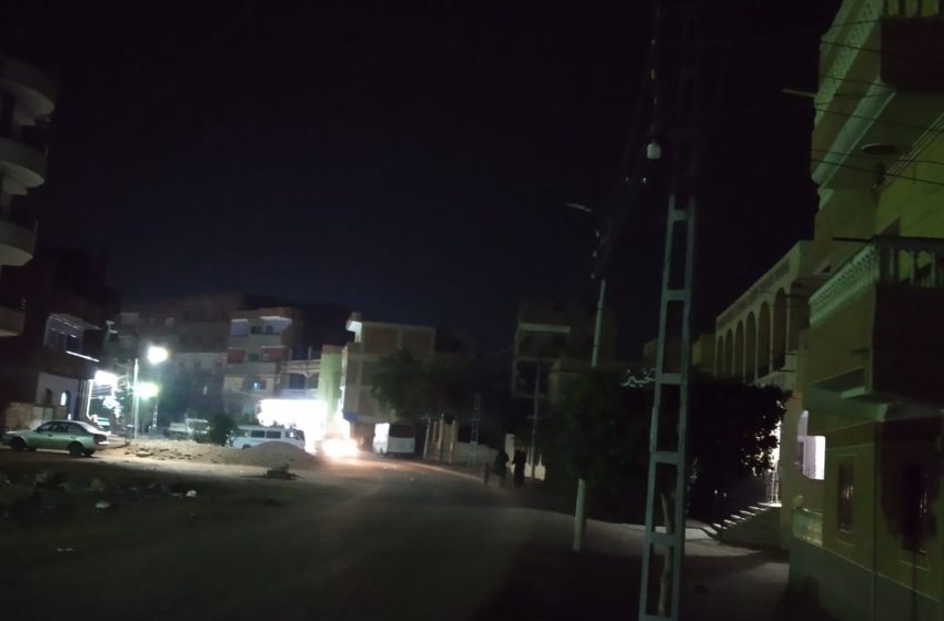  مطالبات بإنارة طريق قرية “ميت زافر” في مشتول السوق