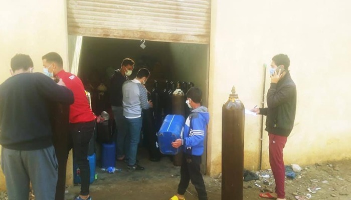  بالجهود الذاتية.. توفير أسطوانات الأكسجين لمرضى كورونا في أبوحماد