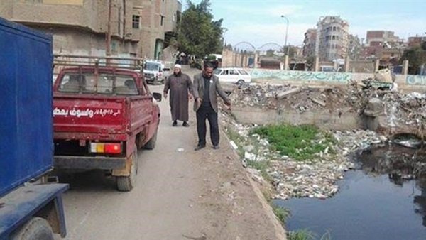 أهالي قرية ميت سهيل بمنيا القمح يطالبون بتطهير الرشاح
