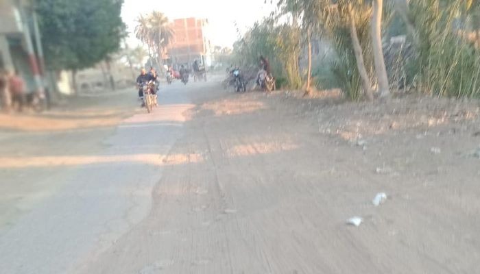  شكاوى من تهالك طريق بهنيا في ديرب نجم