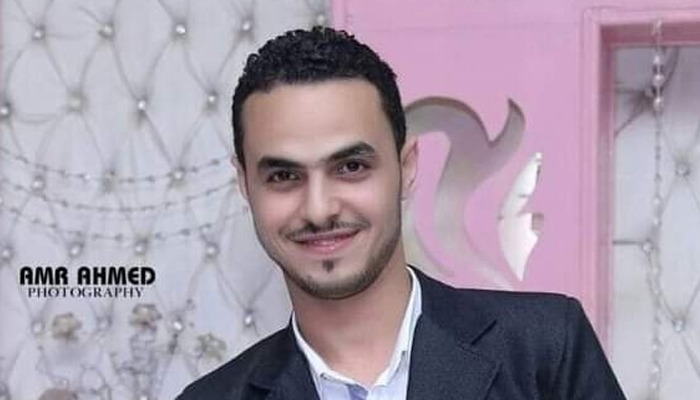  نجار يشعل النيران في بقال بأبوكبير