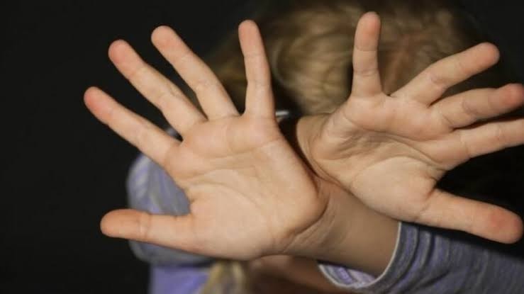  بائع مناديل يهتك عرض طفلة في الرابعة من عمرها بالزقازيق