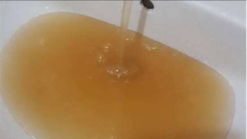 أهالي قرية سنهوا بمنيا القمح يشكون تعكر مياه الشرب