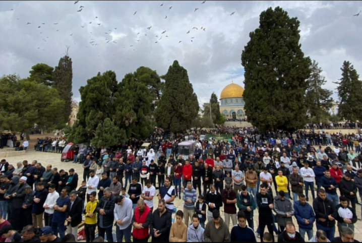  انطلقت بعد صلاة الجمعة.. الاحتلال الصهيوني يقمع مسيرات ضد الاستيطان