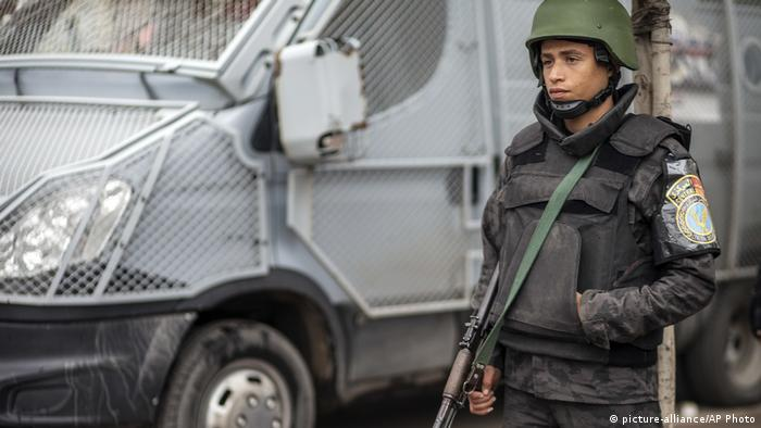  اعتقال 5 مواطنين في حملة مداهمات بمنيا القمح