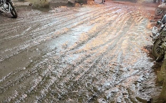  أهالي أبوكبير يستغيثون: البلد بتغرق في شبر ميه ولا حياة لمن تنادي