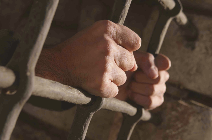  15 نوفمبر.. النطق بالحكم في قضايا 3 معتقلين من ديرب نجم