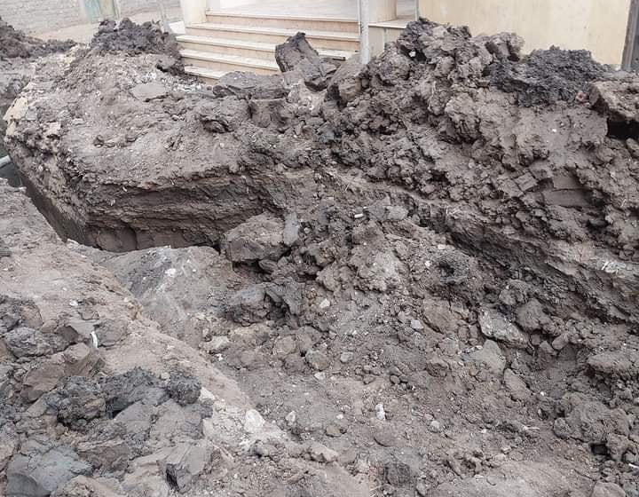  أبوكبير.. مصرع عاملين في انهيار حفرة صرف صحي